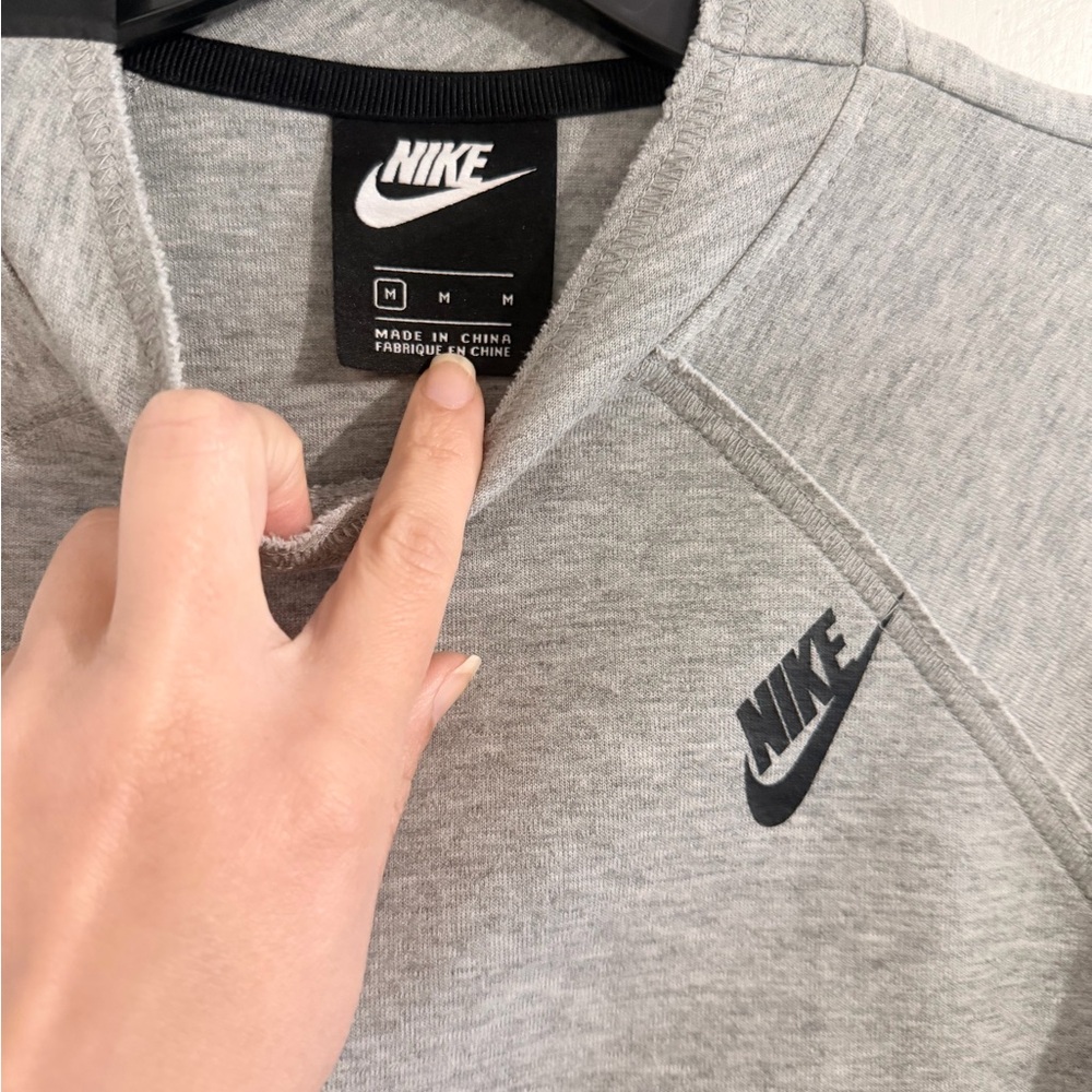Nike Heather Gray Crewneck Top - Picture 2 of 5